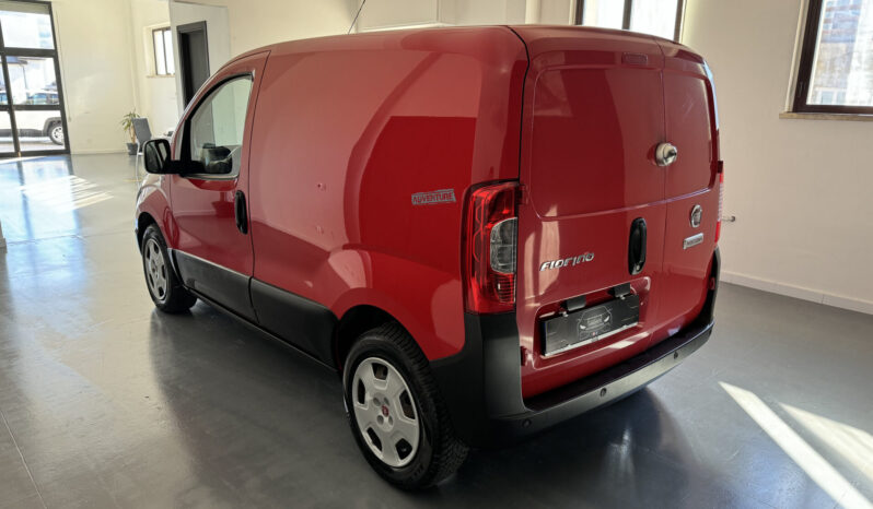 Fiat Fiorino Mjet Adventure G G Auto