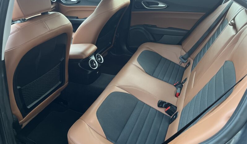 
Alfa Romeo Giulia Super 2.2 Turbodiesel 150Cv full									