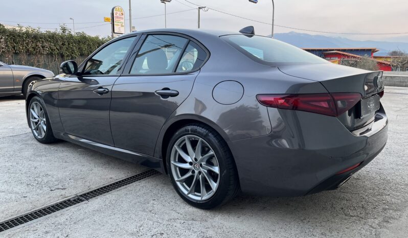
Alfa Romeo Giulia Super 2.2 Turbodiesel 150Cv full									