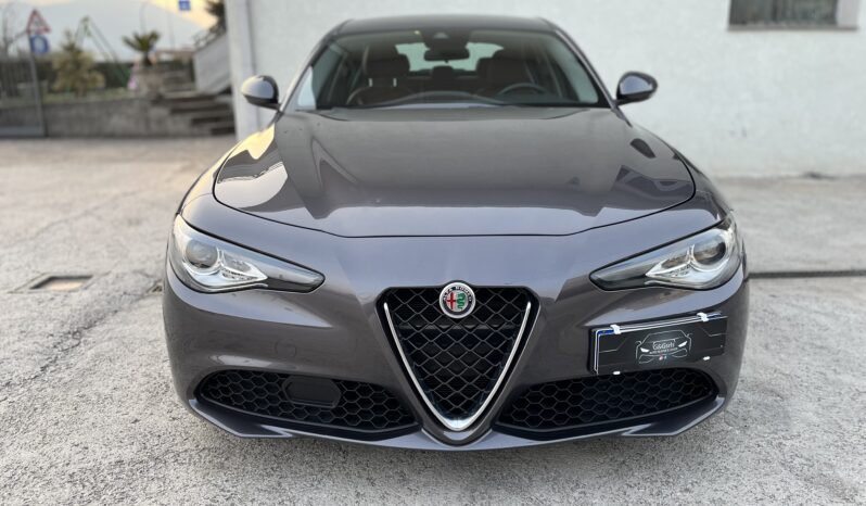 
Alfa Romeo Giulia Super 2.2 Turbodiesel 150Cv full									