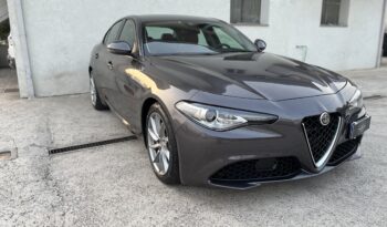 
Alfa Romeo Giulia Super 2.2 Turbodiesel 150Cv full									