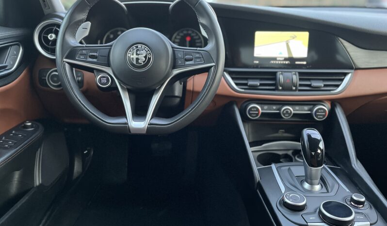 
Alfa Romeo Giulia Super 2.2 Turbodiesel 150Cv full									