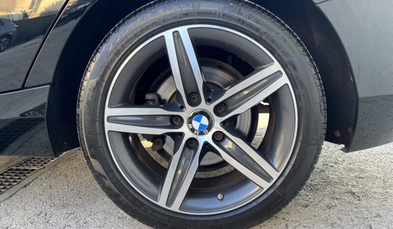 
Bmw Serie 1 116d Sport Line full									