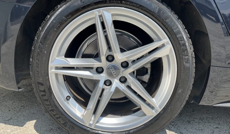 
Audi A5 SportBack Quattro S-Line 2.0 TDI full									