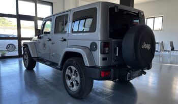 
Jeep Wrangler Unlimited Sahara 2.8 full									