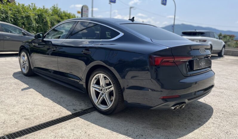
Audi A5 SportBack Quattro S-Line 2.0 TDI full									
