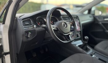 
Volkswagen Golf 7 1.6 TDI full									