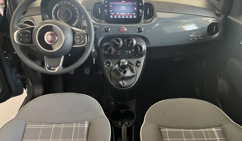 
Fiat 500 1.0 Hybrid full									