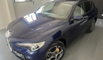 
Alfa Romeo Stelvio Q4 Turbodiesel 2.2 full									