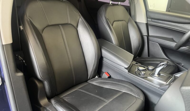 
Alfa Romeo Stelvio Q4 Turbodiesel 2.2 full									