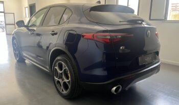 
Alfa Romeo Stelvio Q4 Turbodiesel 2.2 full									