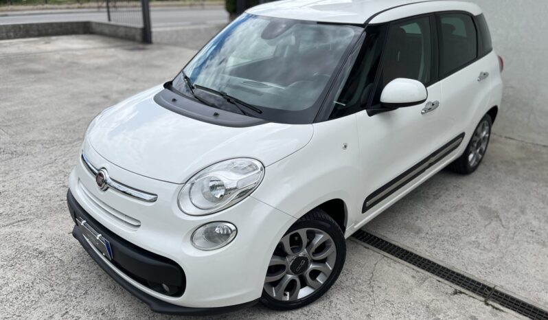 
Fiat 500L Lounge full									