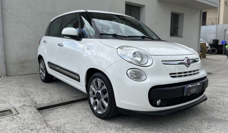 
Fiat 500L Lounge full									