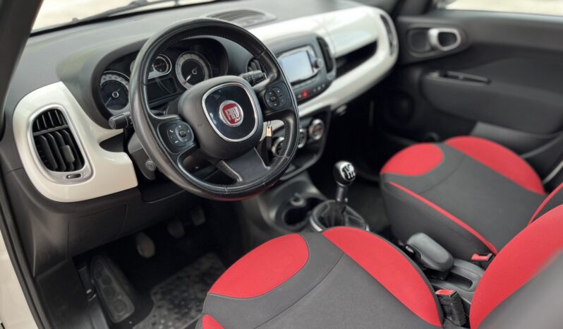 
Fiat 500L Lounge full									
