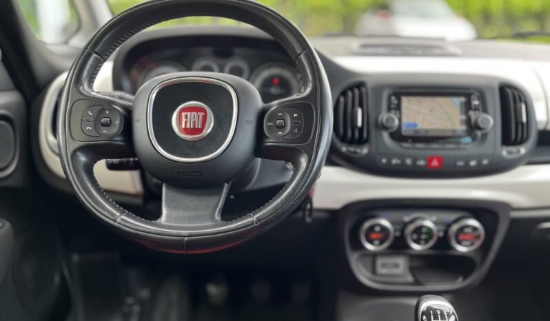 
Fiat 500L Lounge full									