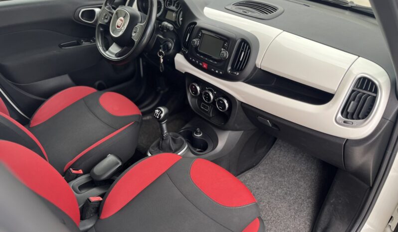 
Fiat 500L Lounge full									