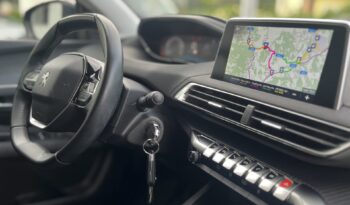 
Peugeot 3008 1.5 BlueHDi full									