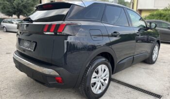 
Peugeot 3008 1.5 BlueHDi full									