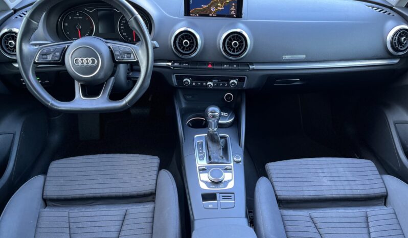 
Audi A3 Sportback S Tronic Sport full									