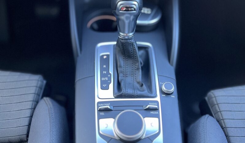 
Audi A3 Sportback S Tronic Sport full									