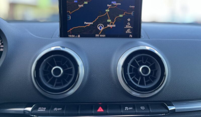 
Audi A3 Sportback S Tronic Sport full									