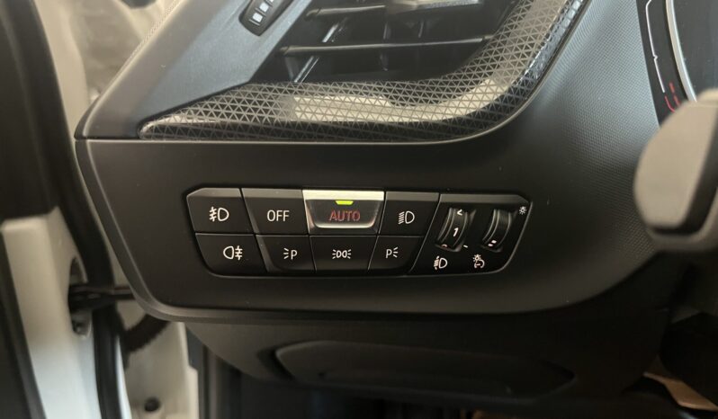 
Bmw Serie 1 116D Sport full									