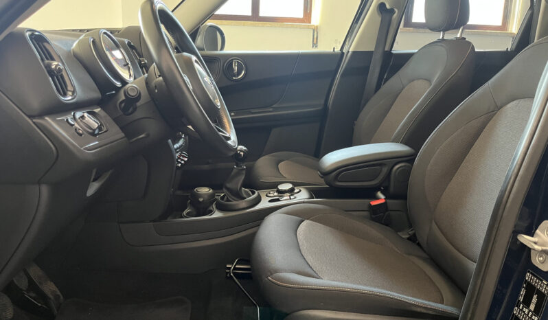 
Mini Countryman Cooper D All4 2.0 full									