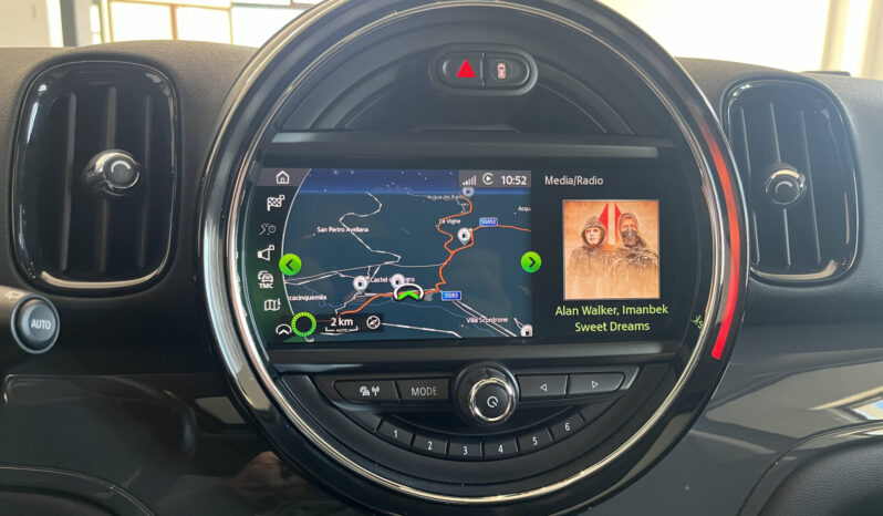 
Mini Countryman Cooper D All4 2.0 full									