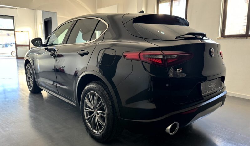 
Alfa Romeo Stelvio Q4 2.2 Turbodiesel full									