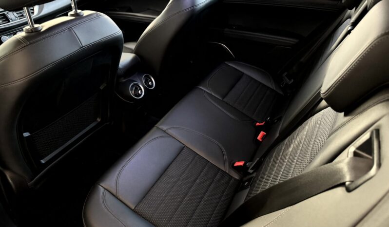 
Alfa Romeo Stelvio Q4 2.2 Turbodiesel full									