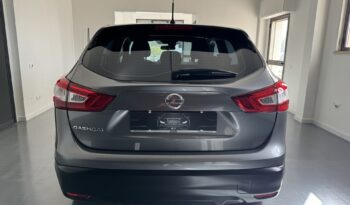 
Nissan Qasqhai 1.5 dCi full									