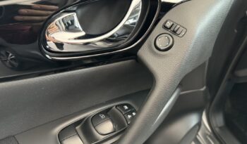 
Nissan Qasqhai 1.5 dCi full									