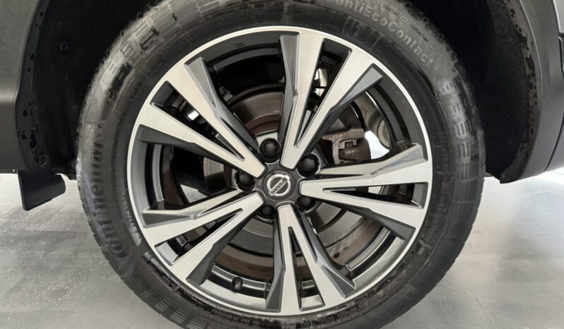 
Nissan Qasqhai 1.5 dCi full									