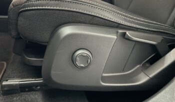 
Volvo XC40 D3 Monument 2.0 full									