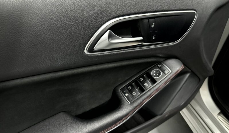 
Mercedes Classe A 200d 4Matic Premium Amg full									