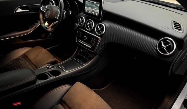 
Mercedes Classe A 200d 4Matic Premium Amg full									