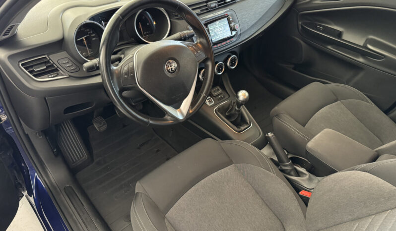 
Alfa Romeo Giulietta 1.6 JTDM-2 full									