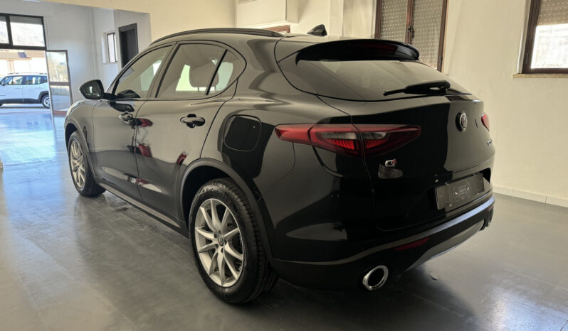 
Alfa Romeo Stelvio Q4 Executive 210 Cv full									