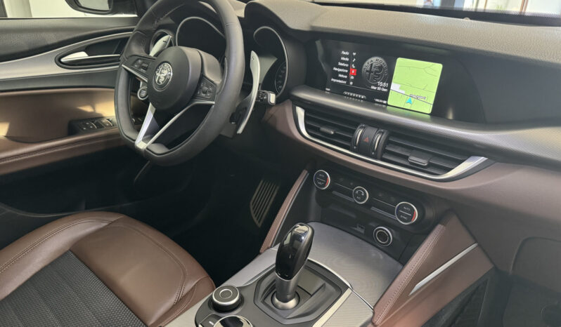 
Alfa Romeo Stelvio Q4 Executive 210 Cv full									