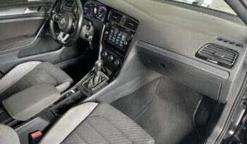 
Volkswagen Golf 7,5 R-Line full									