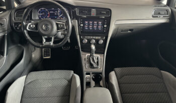 
Volkswagen Golf 7,5 R-Line full									