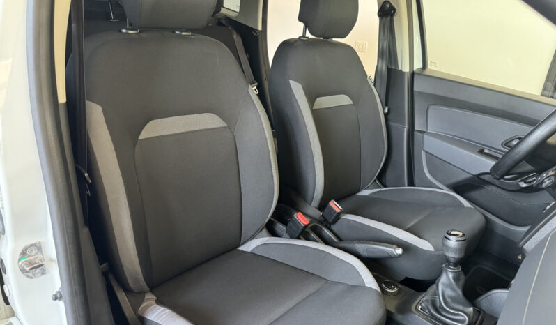 
Dacia Duster 1.5 DCi 4×4 full									