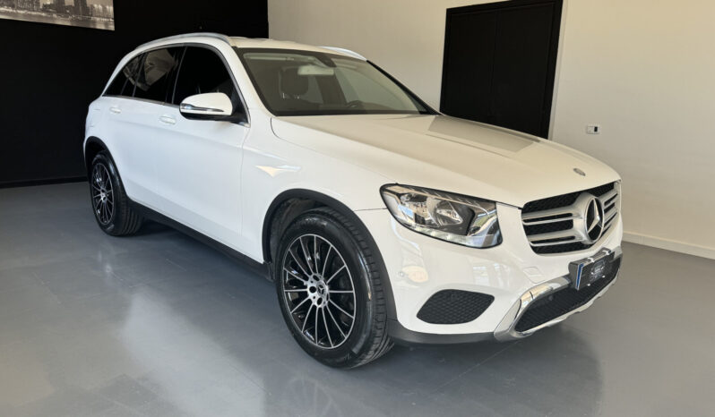 
Mercedes Benz GLC 220D 4Matic full									