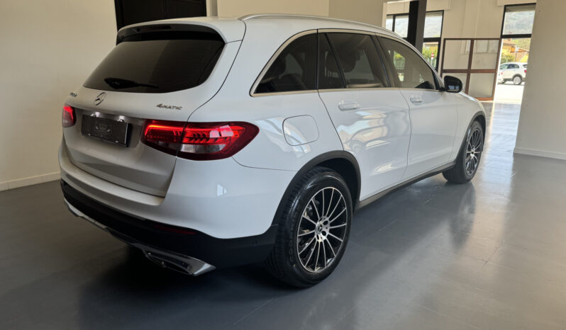 
Mercedes Benz GLC 220D 4Matic full									