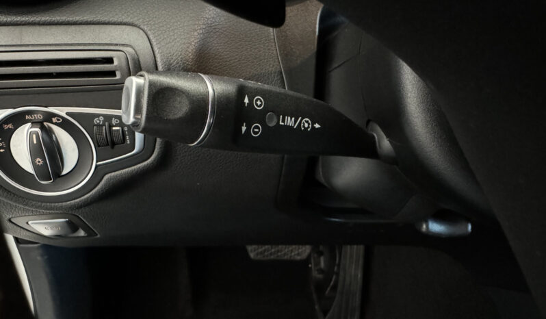 
Mercedes Benz GLC 220D 4Matic full									