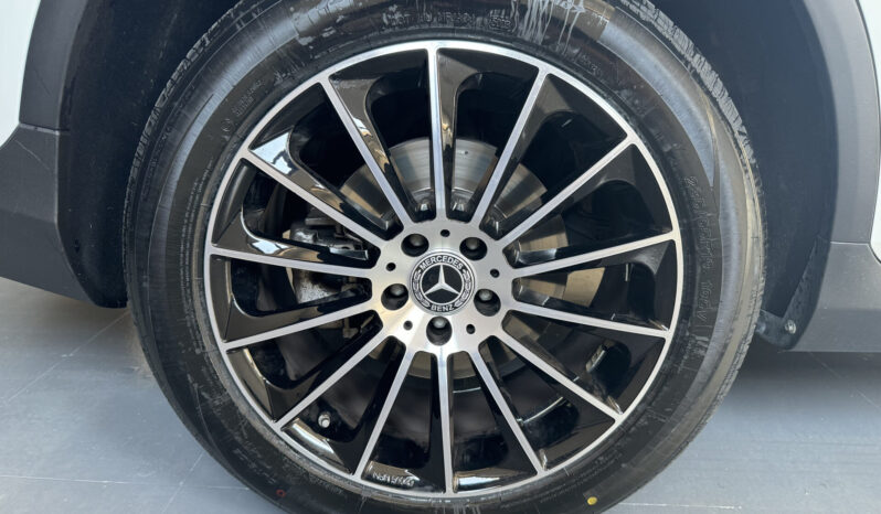 
Mercedes Benz GLC 220D 4Matic full									