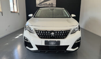 
Peugeot 3008 1.5 BlueHDi full									