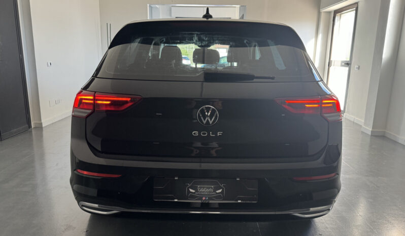 
Volkswagen Golf 8 2.0 TDi SCR Style full									