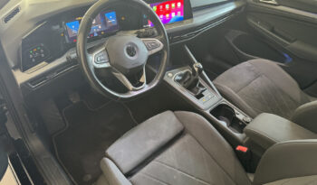 
Volkswagen Golf 8 2.0 TDi SCR Style full									