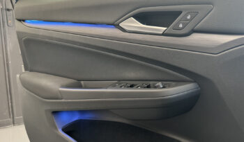 
Volkswagen Golf 8 2.0 TDi SCR Style full									